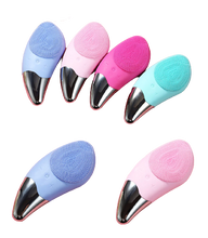Load image into Gallery viewer, IMMA GLOWING Teardrop Silicone Face Cleansing Brush
