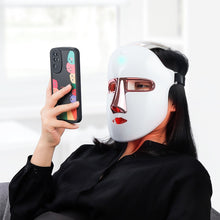 Load image into Gallery viewer, GLOWMAX SPA 270 Wireless 7 Color LED Mask
