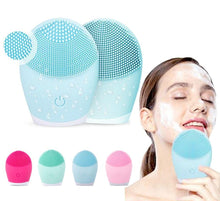 Load image into Gallery viewer, GLOWY Silicone Facial Cleansing Brush

