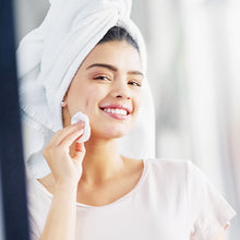 Load image into Gallery viewer, CLEANGLOW Reusable Bamboo Makeup Remover Pads
