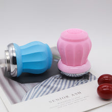 Load image into Gallery viewer, MAX GLO Skin Importer and Silicone Cleanser
